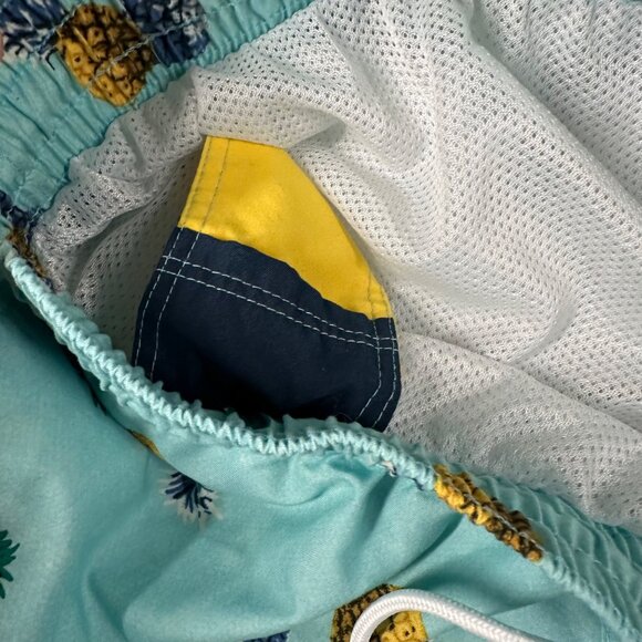 Old Navy Mens Medium Pineapples Printed Swim Trunks Shorts Lined Pull On - Picture 5 of 7